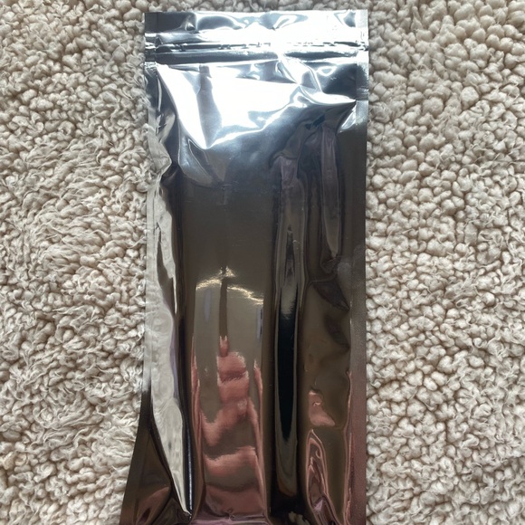 🌼HP🌼M.O.T.D. - Gold Goddess Face Brush Set - Picture 3 of 5